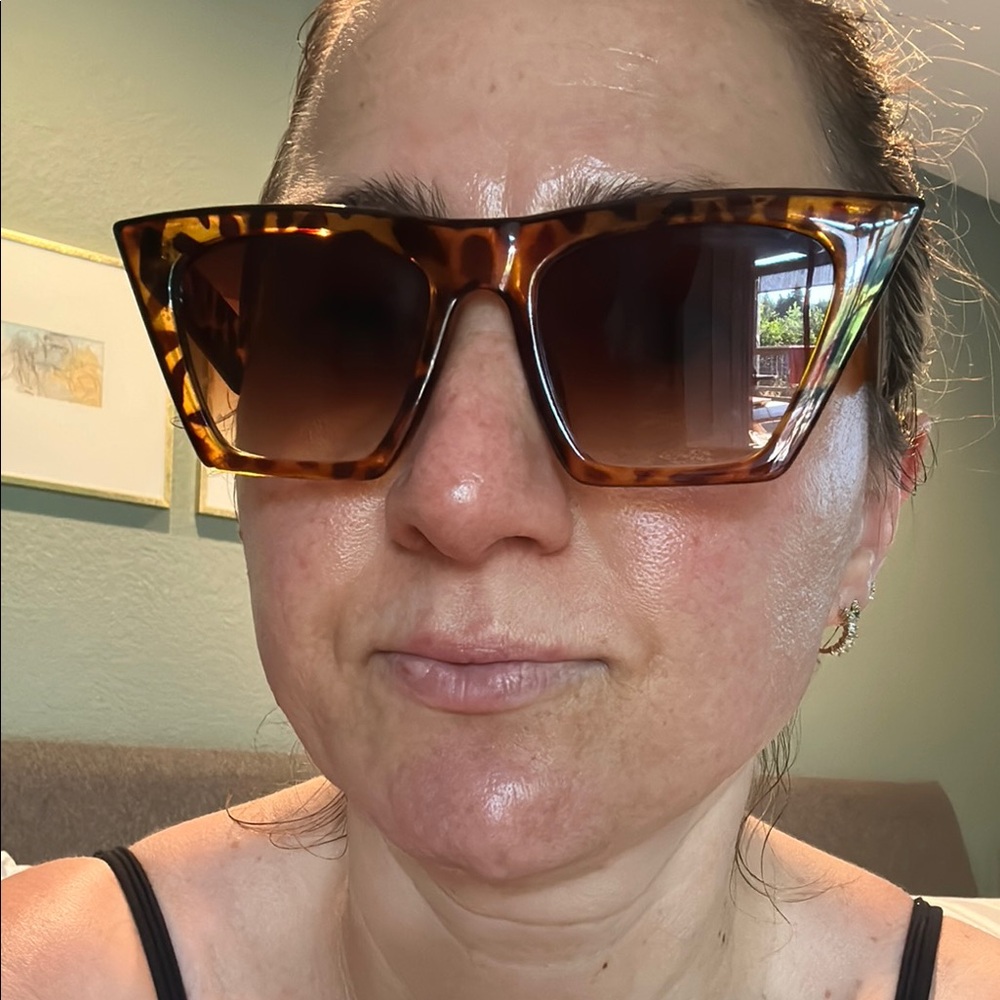 NWOT Tortoise Shell Sunglasses